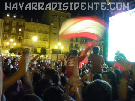 San Fermín 2010. Final del mundial en la Plaza del Castillo. Pamplona y Navarra con la Selección Española